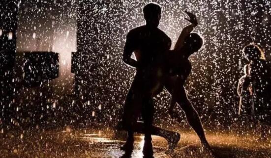 演藝產(chǎn)業(yè)