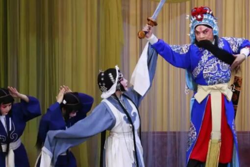 青島演出公司10周年大型文藝演出活動