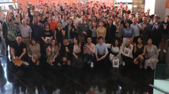 �d������û������F�e�k�c����һ���߽��F������c��