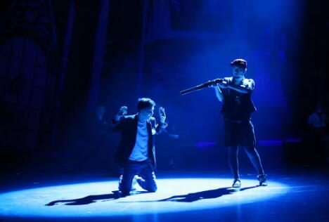 青島環(huán)保科技公司成立10周年慶典演出晚會(huì)盛大舉行